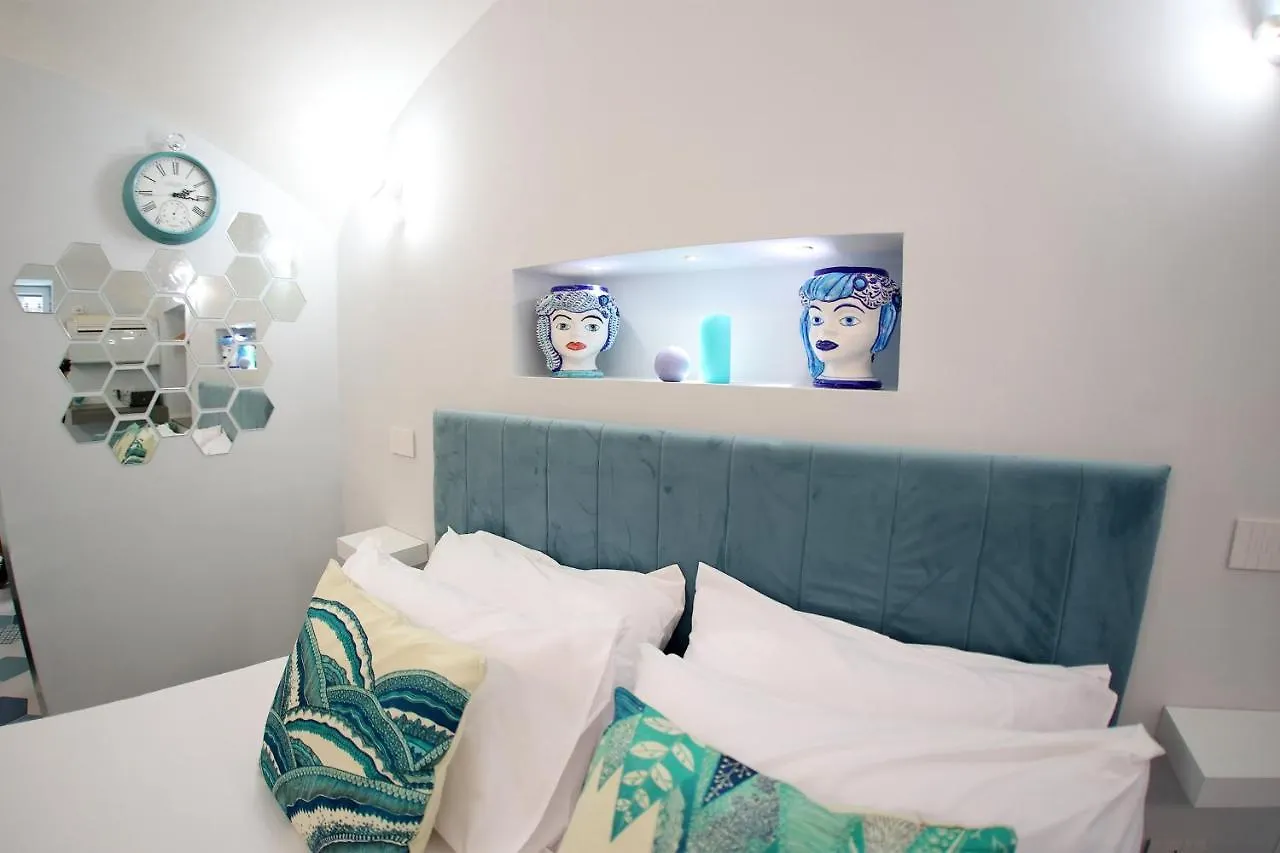 Appartamento Suite Na' Poesia Mergellina Napoli Italia
