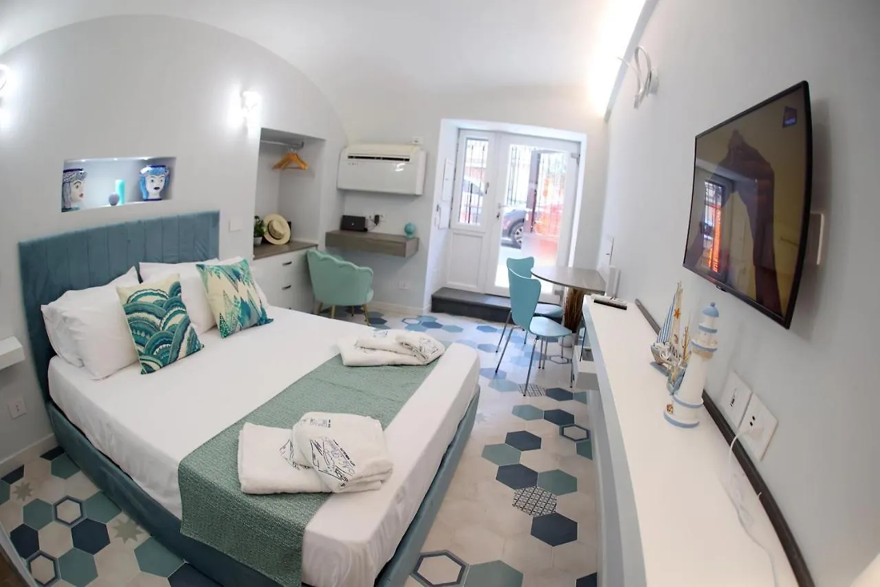 Suite Na' Poesia Mergellina Naples